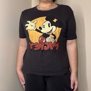 Disney Mickey and Friends Black Tee - worn once